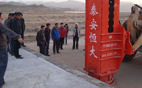 高速液压夯实机配件