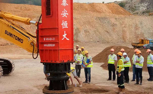 高速液压夯实机液压图