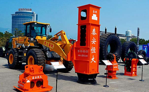 hc高速液压夯实机