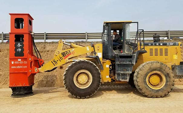 高速液压夯实机价格,挖掘机振动夯实机多少钱