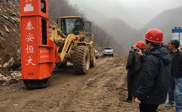 液压高速夯实机的冲击能量,高速液压夯实机