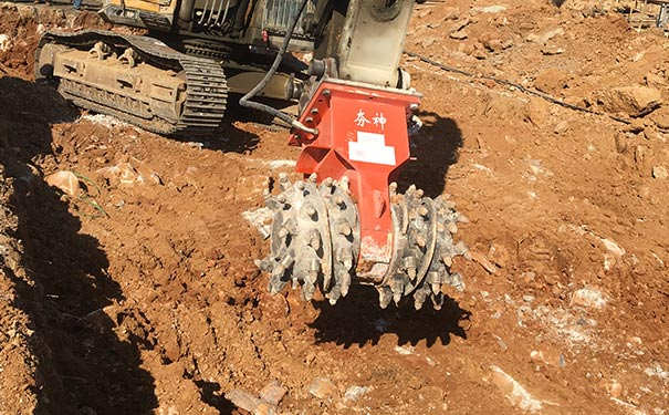 挖掘机铣挖头-挖掘机改装液压铣挖头